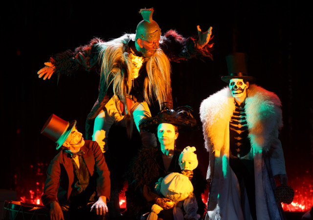 God_of_war-players_photo_courtesy_Forster